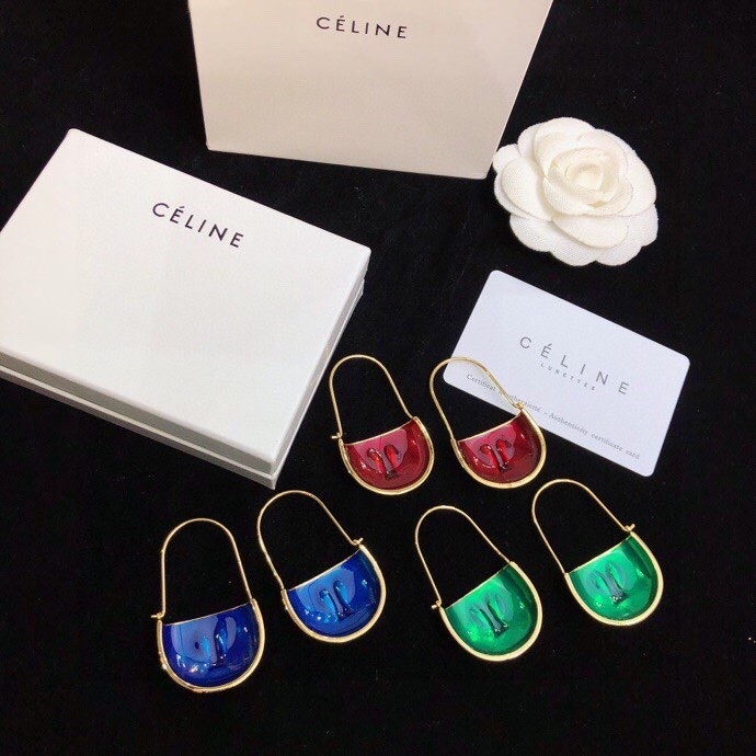 Celine赛琳耳钉Celine一直