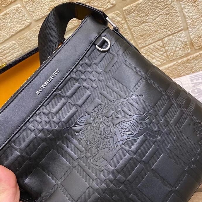 P【型号:2371-3】巴宝莉 BURBERRY新款单肩斜挎包【尺寸】24x27x6cm 品质(顶级 7