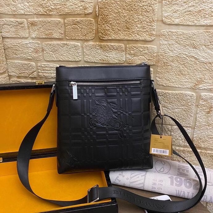 P【型号:2371-3】巴宝莉 BURBERRY新款单肩斜挎包【尺寸】24x27x6cm 品质(顶级 3