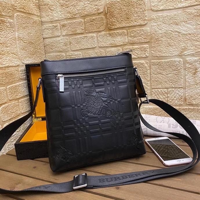 P【型号:2371-3】巴宝莉 BURBERRY新款单肩斜挎包【尺寸】24x27x6cm 品质(顶级 5