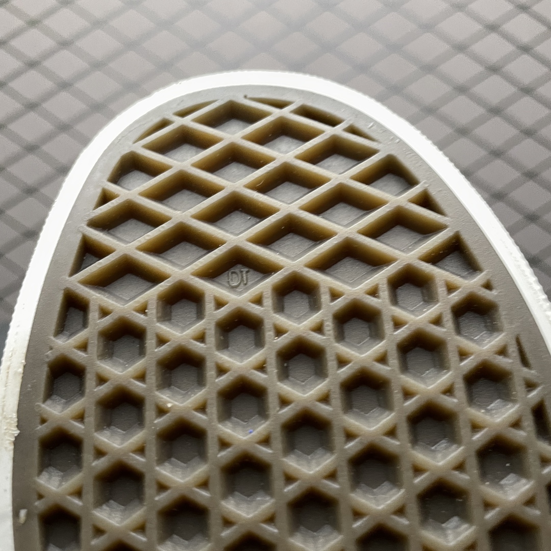 160 Vans 万斯 Style 24 高帮硫化休闲板鞋