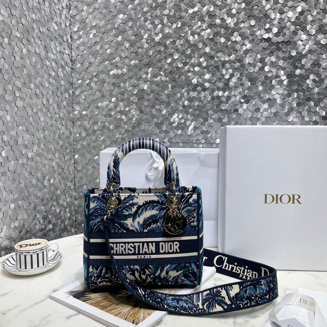 Wholesale Imitation Designer Replicas
 Dior Bags Handbags Blue Gold Embroidery Lady