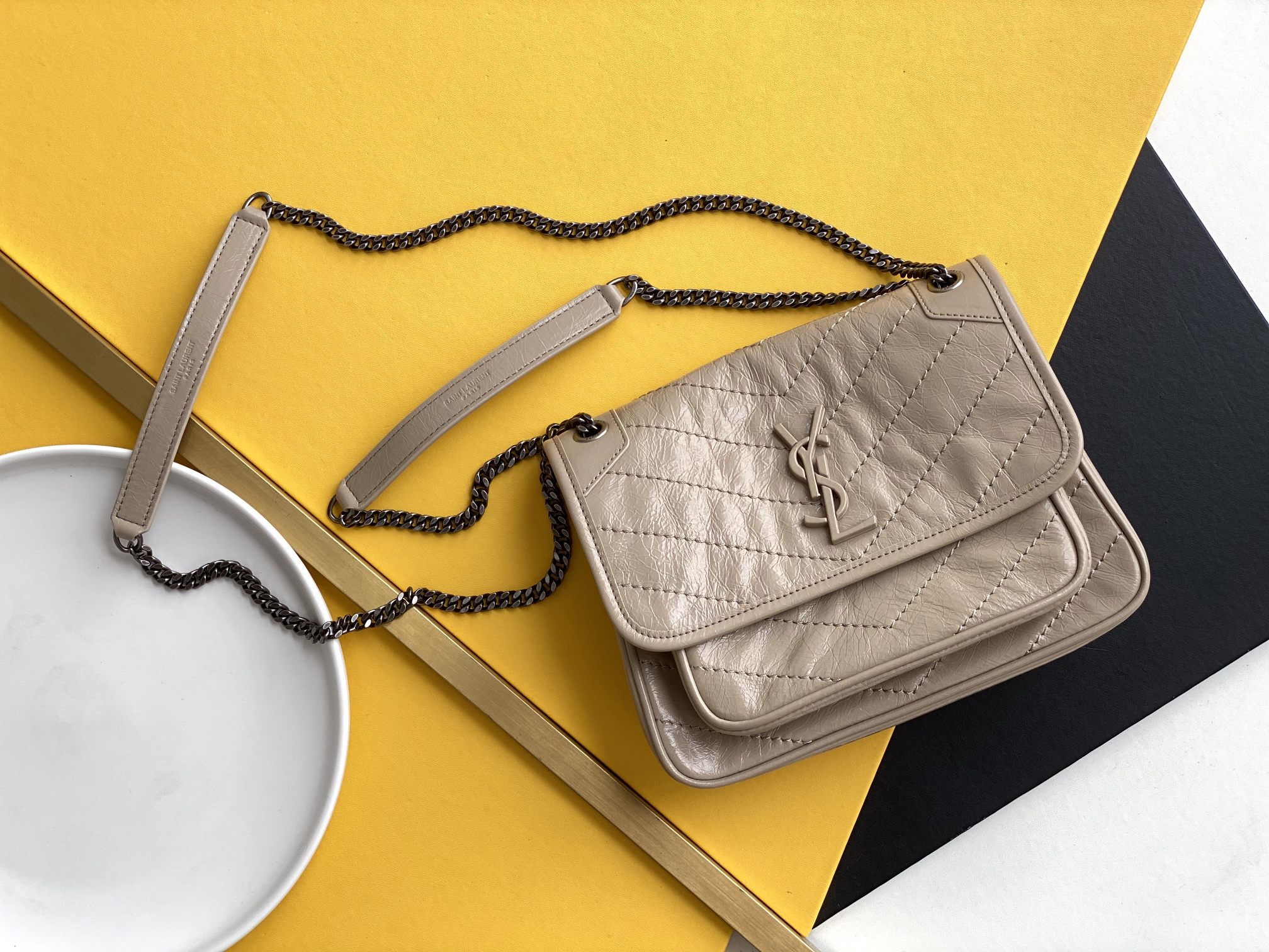 Apricot Milk Tea Color Chain Flap Crossbody Bag D-Ring