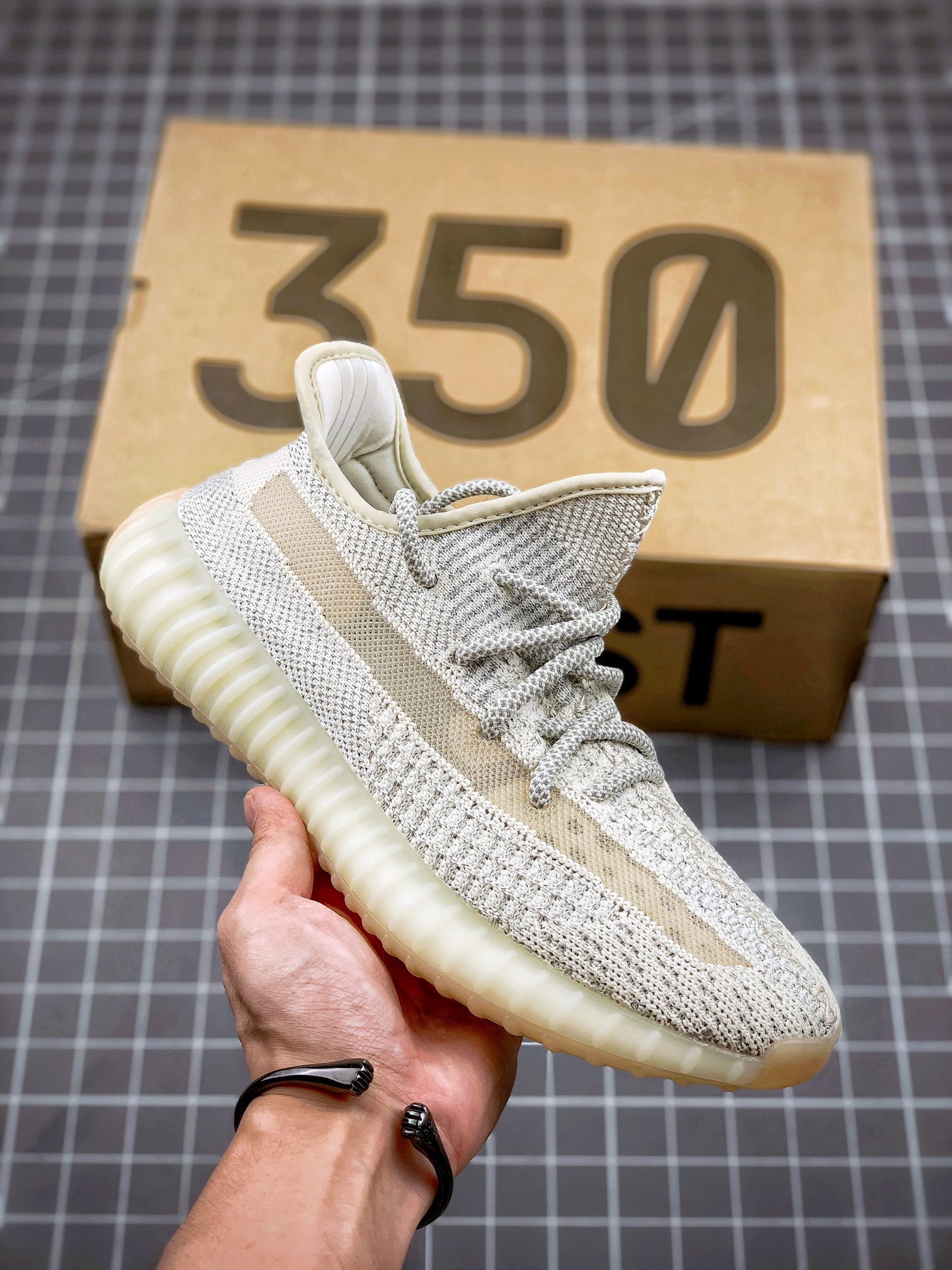 Yeezy 350V2 sésamo con estrellas, edición limitada de América 2.0, pedido designado por clientes de comercio …
