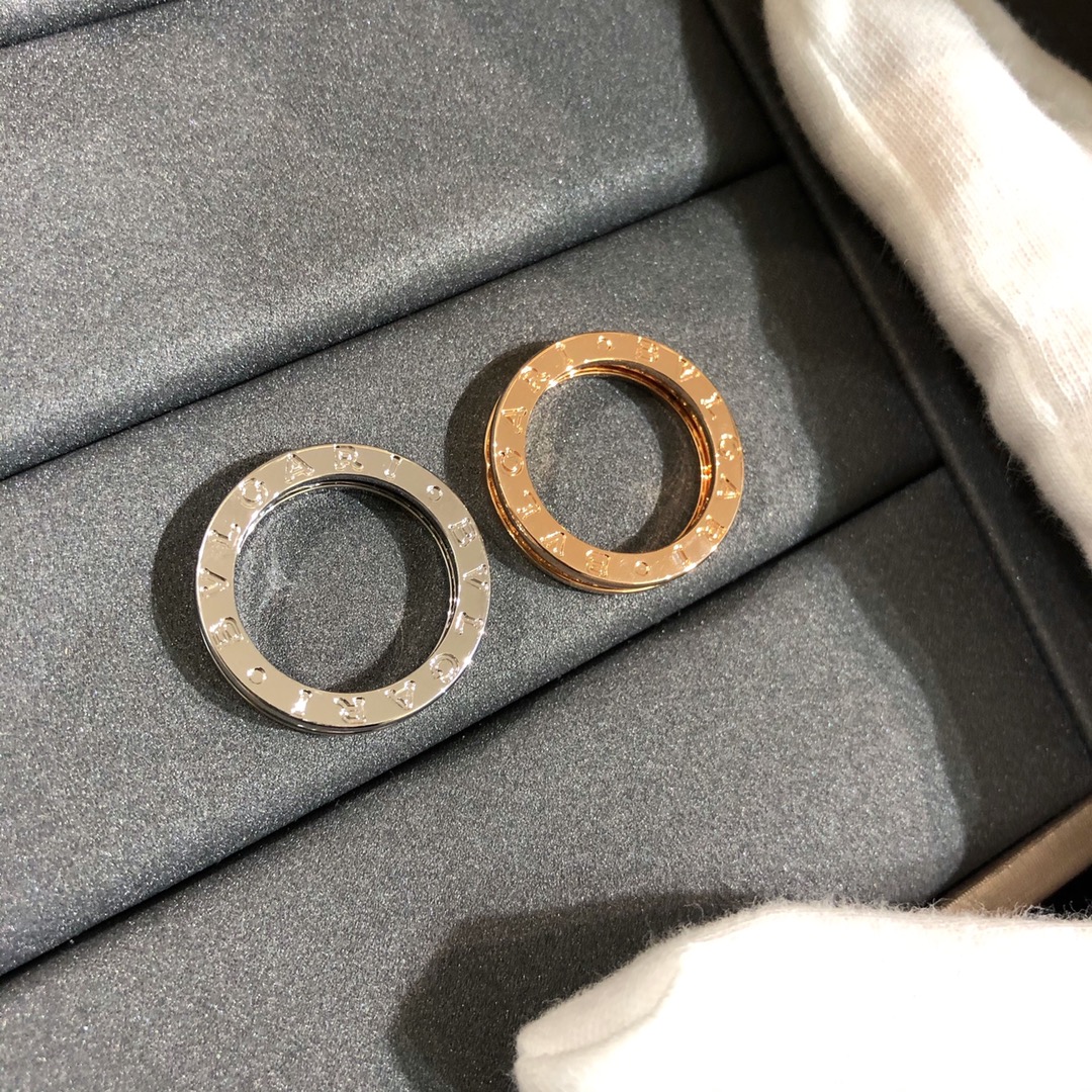 BVLGARI BVLGARI шырокае кольца двухколцавая спіраль з заклёпкамі і шчыльнай інкрустацыяй дыяментамі 925 срэбра таўсцейшае залачэнне імпартная кераміка — вышэйшая якасць