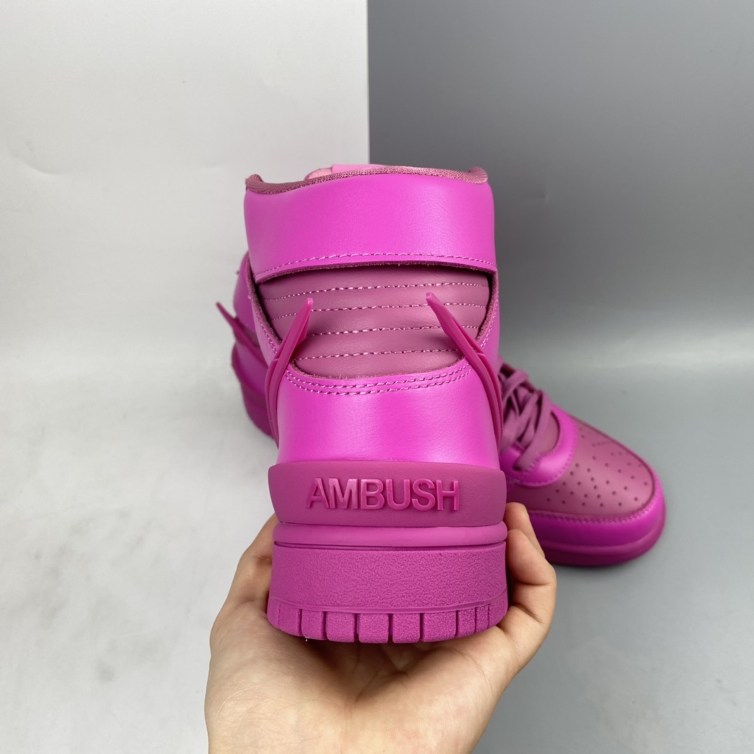 P450 AMBUSH x Nk Dunk High ”Lethal Pink” 扣篮系列高帮休闲运动滑板板鞋 CU7544-600