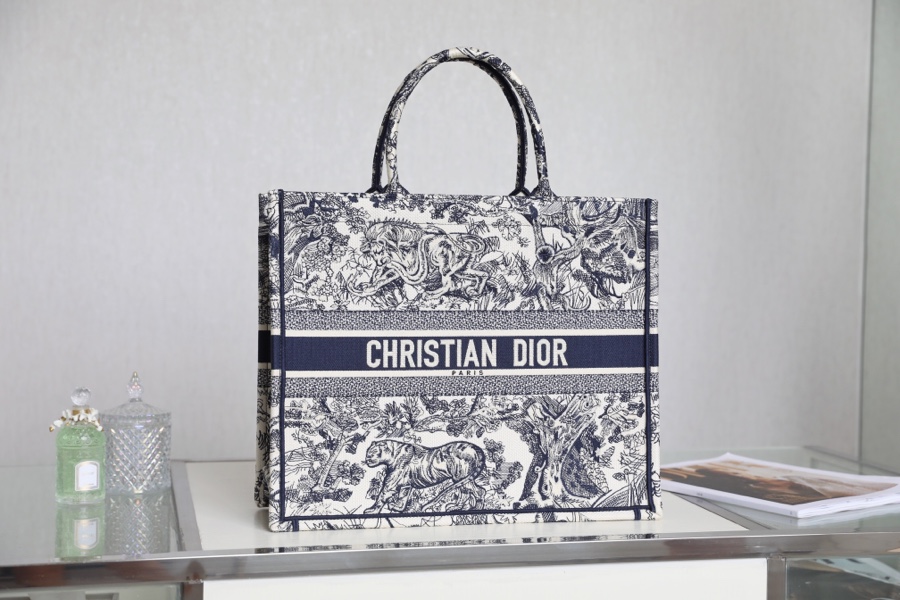 Dior Book Tote Handbags Tote Bags AAA+ Replica
 Blue Embroidery Spring/Summer Collection