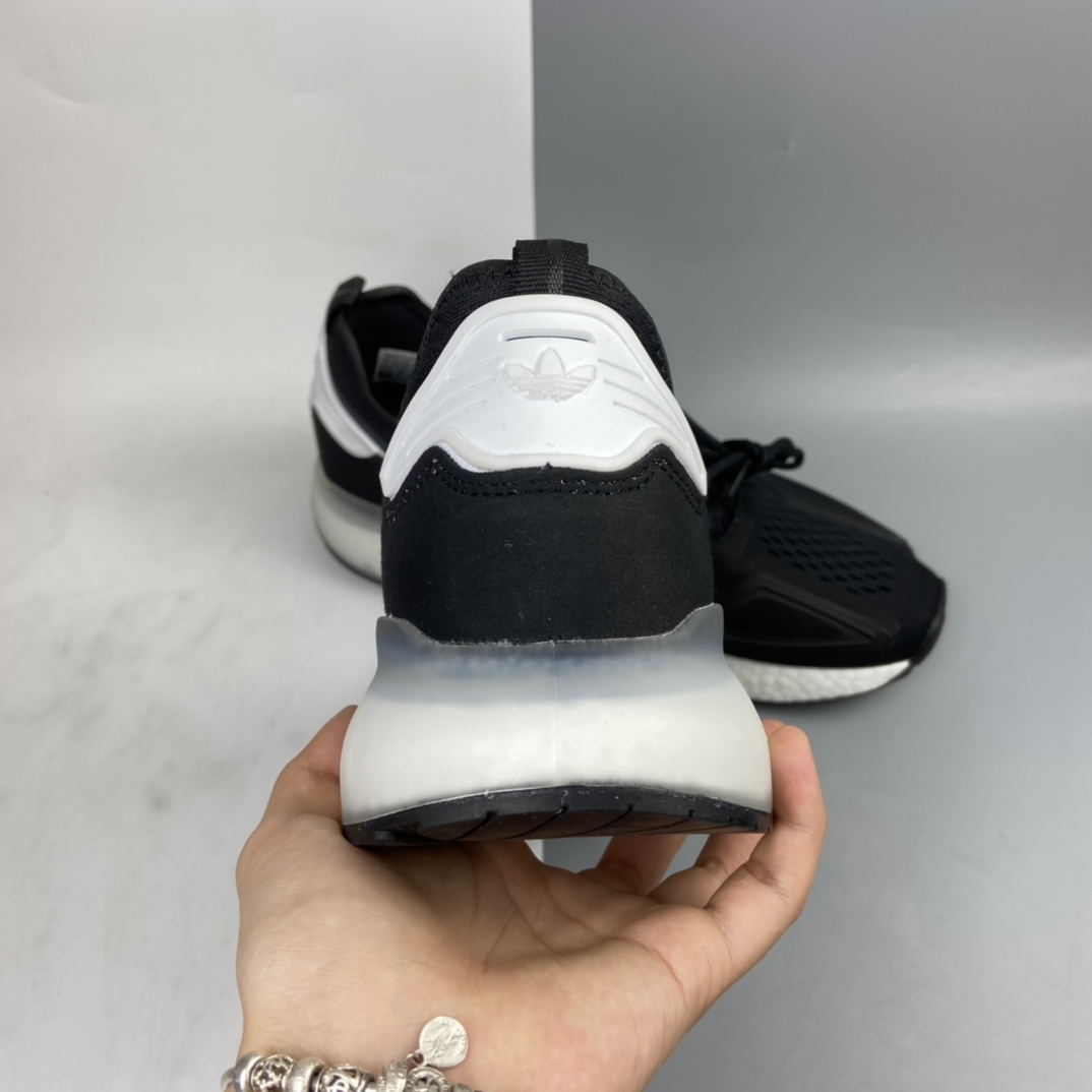 P220 Ad ZX 2K Boost 网纱针织呼吸面套脚休闲运动慢跑鞋 H00102