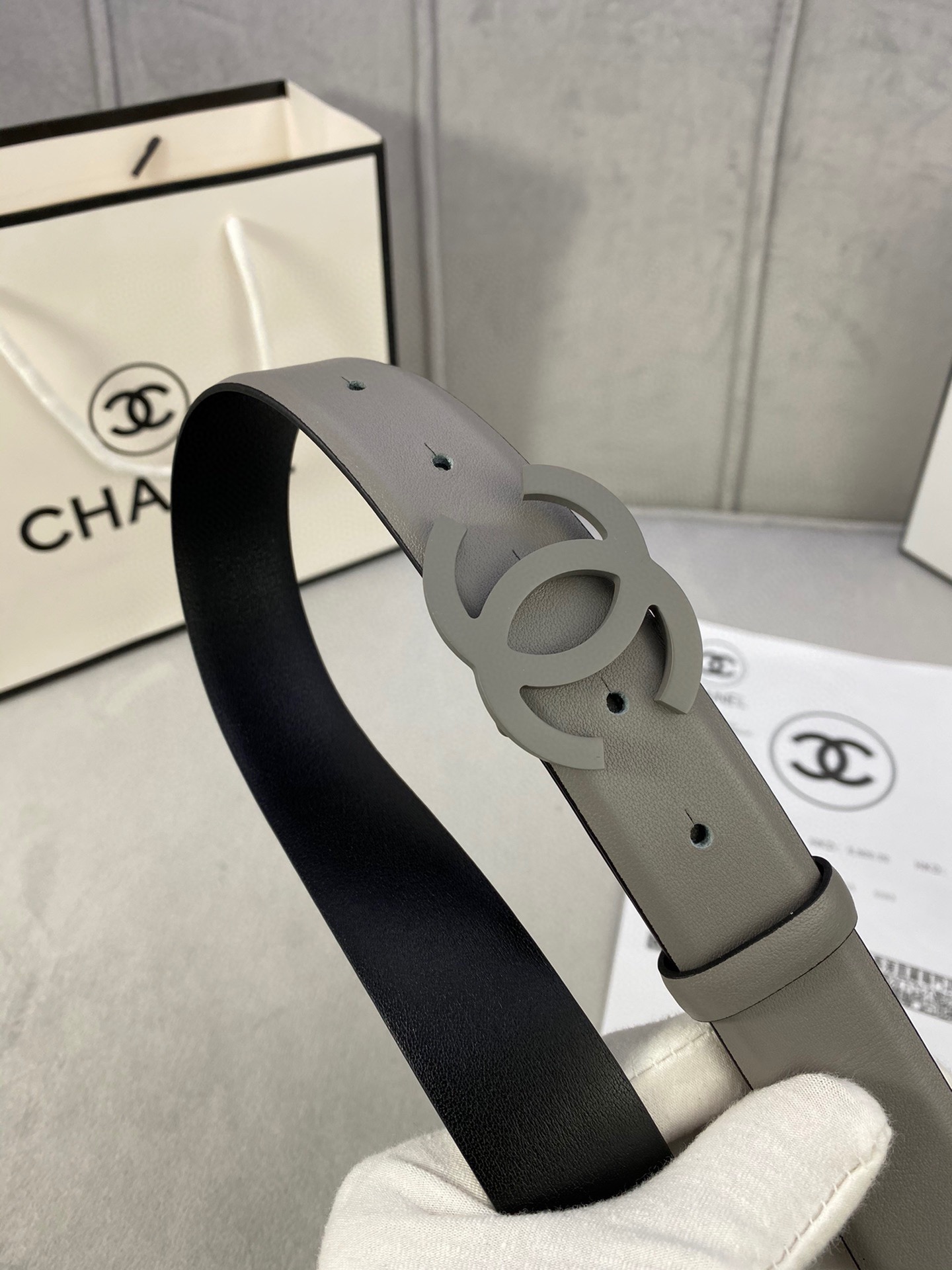  宽度3.0cm Chanel （香奈儿）女士腰带（小牛皮）经典扣头（内侧cnc走光处理）边角手感圆润配