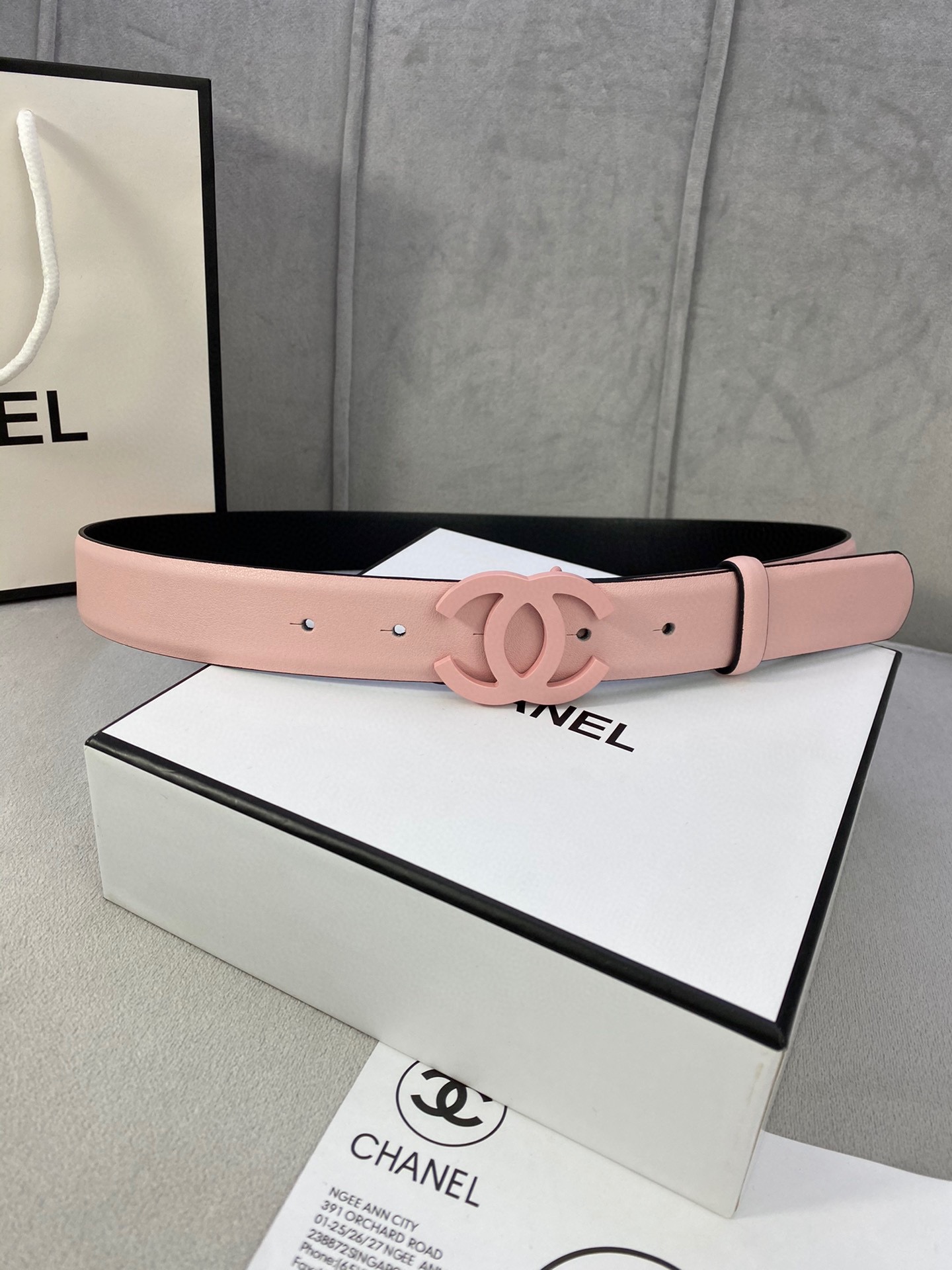  宽度3.0cm Chanel （香奈儿）女士腰带（小牛皮）经典扣头（内侧cnc走光处理）边角手感圆润配