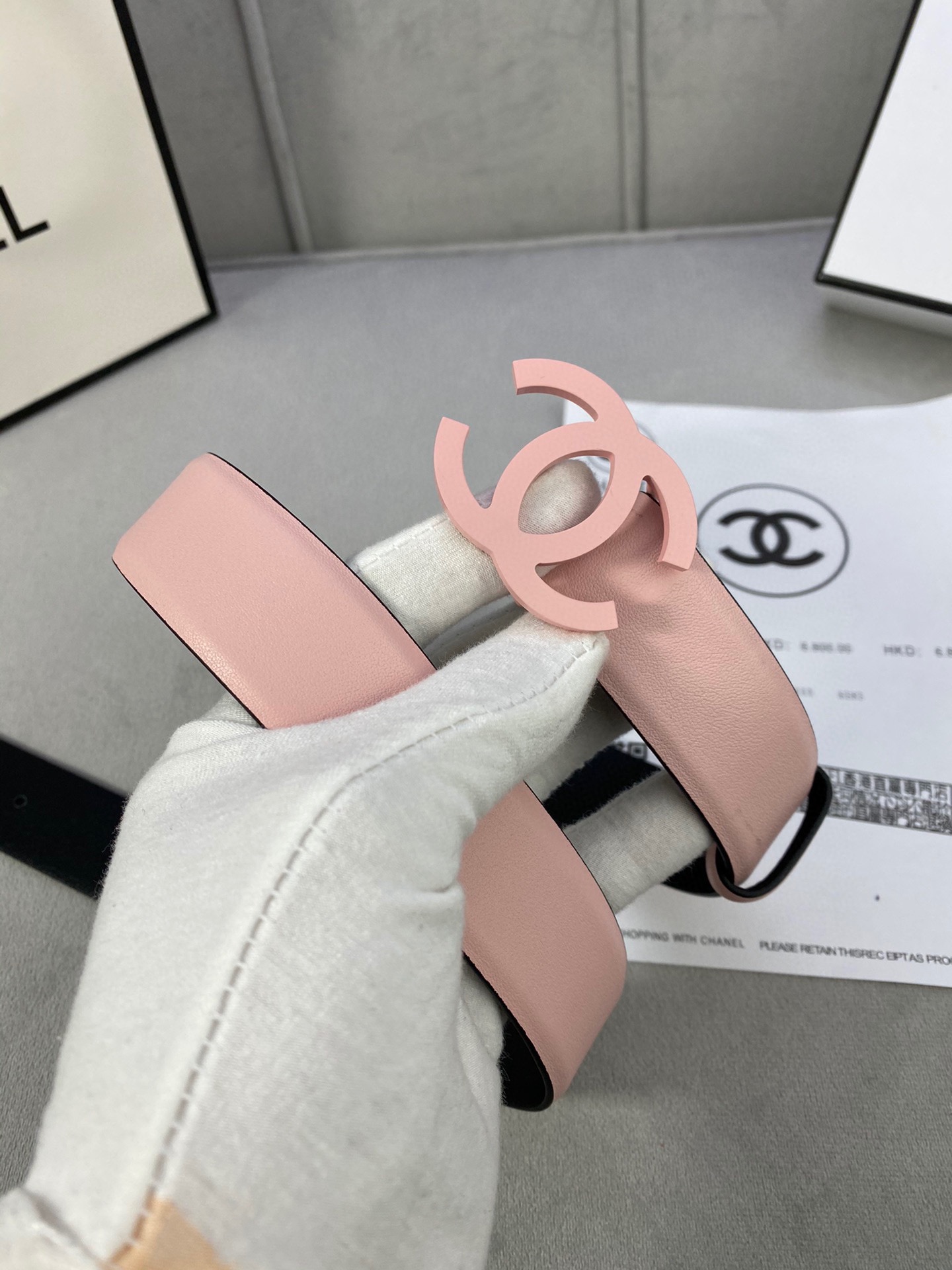  宽度3.0cm Chanel （香奈儿）女士腰带（小牛皮）经典扣头（内侧cnc走光处理）边角手感圆润配