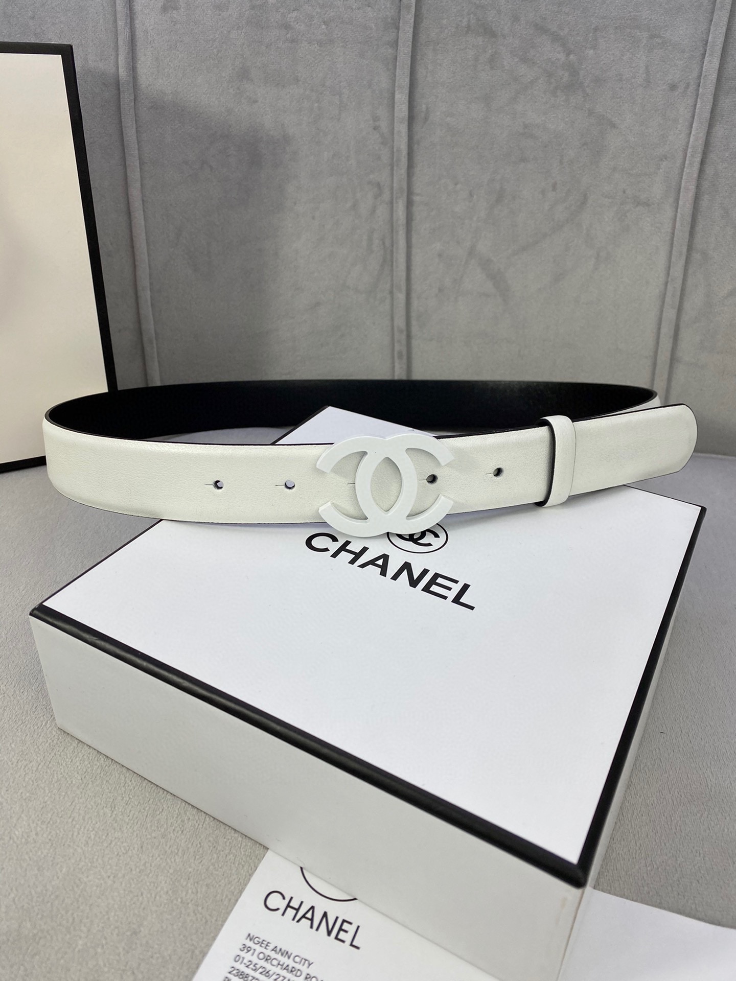  宽度3.0cm Chanel （香奈儿）女士腰带（小牛皮）经典扣头（内侧cnc走光处理）边角手感圆润配