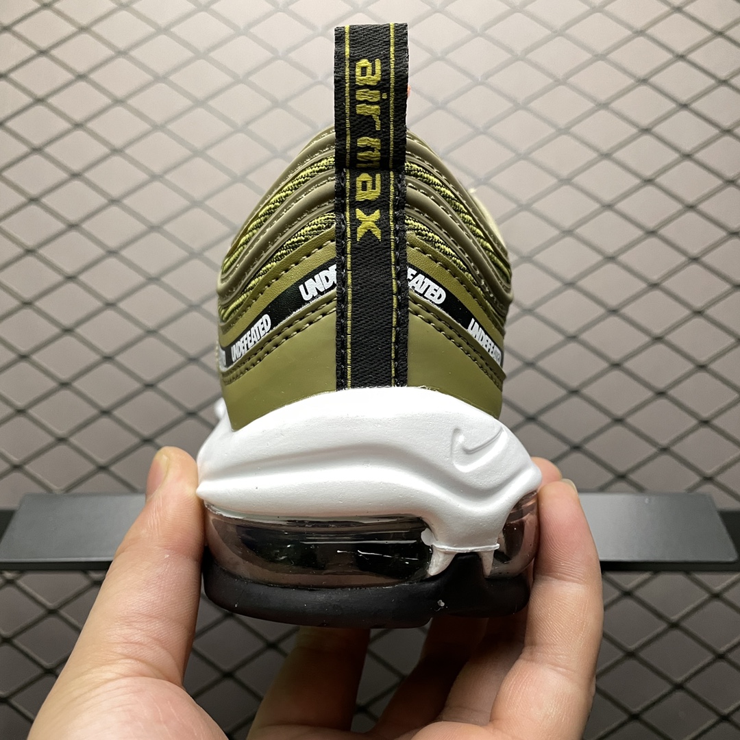 240 Undefeated x Nike Air Max 97 全掌气垫复古子弹跑步鞋 DC4830-300