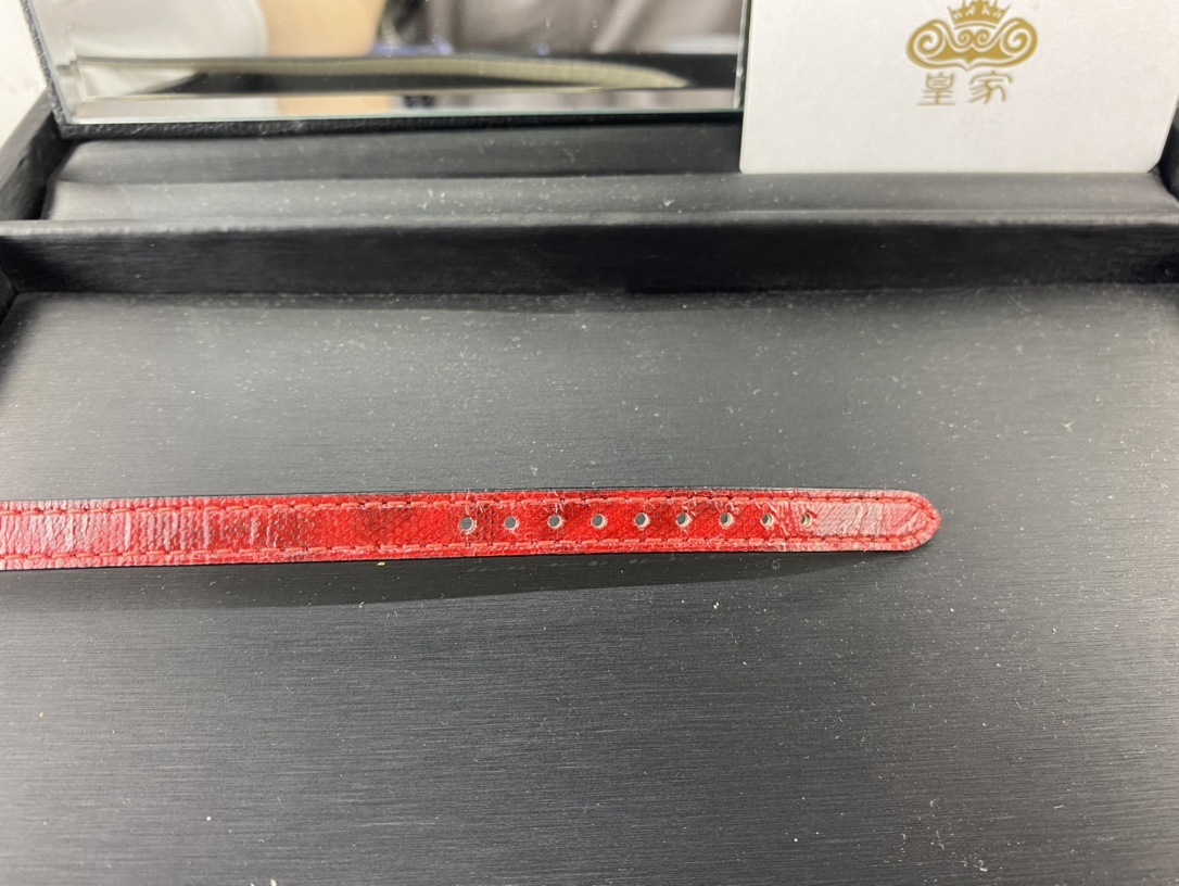 Bvlgari 皇家 宝格丽SERPENTI系列女表