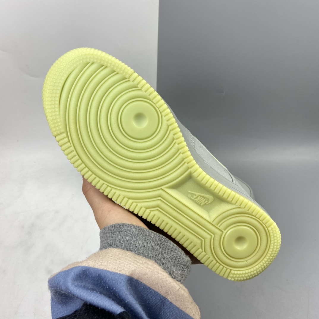 P220 Nk Air Force 1’07 Low 空军一号低帮休闲板鞋 315122-107