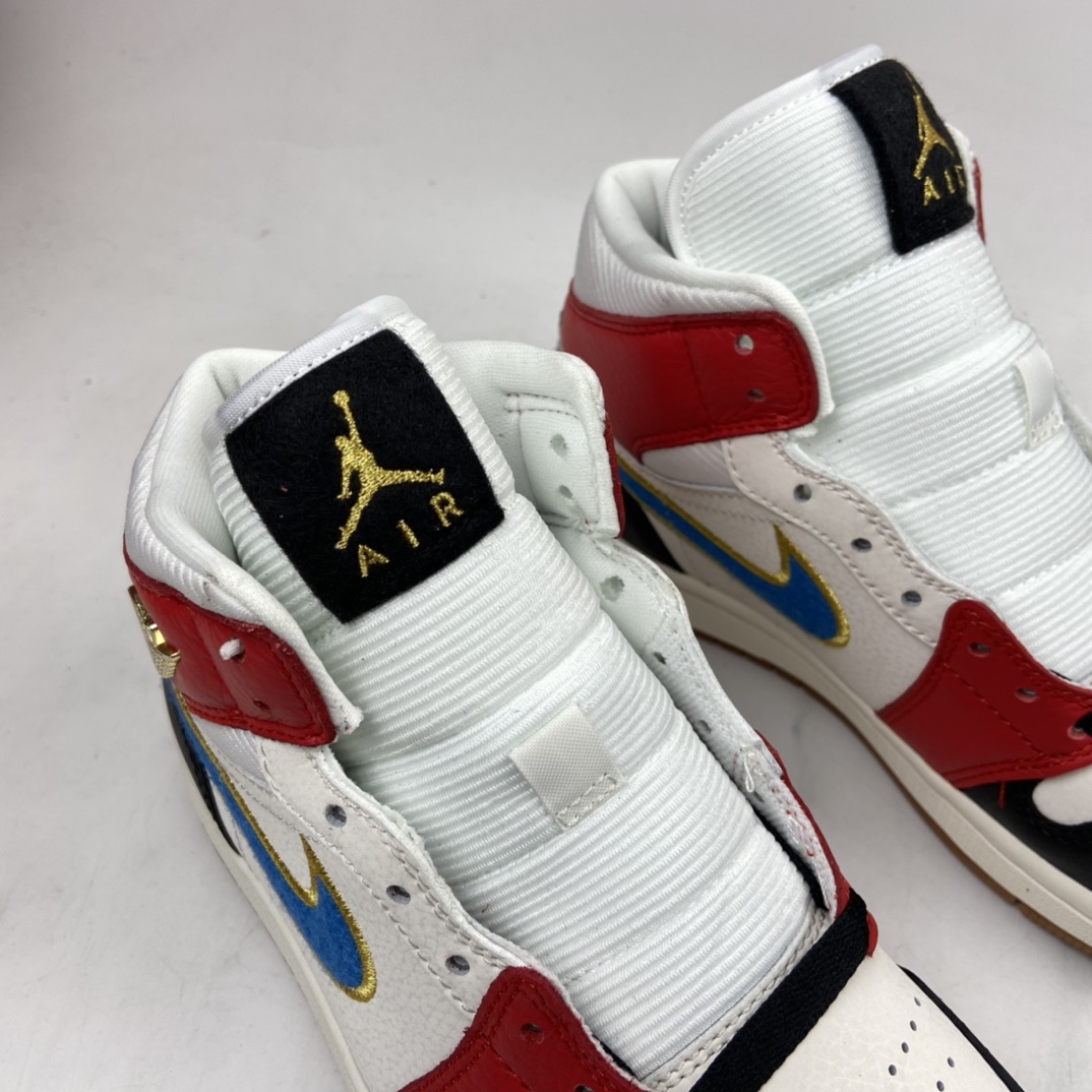 P260 Air Jordan 1 Mid AJ1 乔1 中帮百搭休闲运动板鞋 DC1426-100