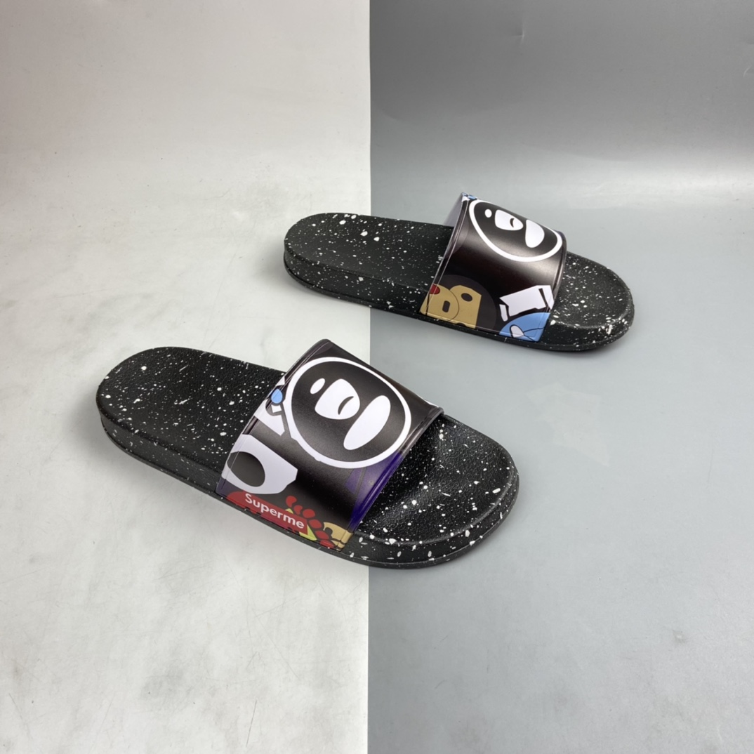 P100 Supreme suprize design  街头潮流沙滩拖鞋情侣款