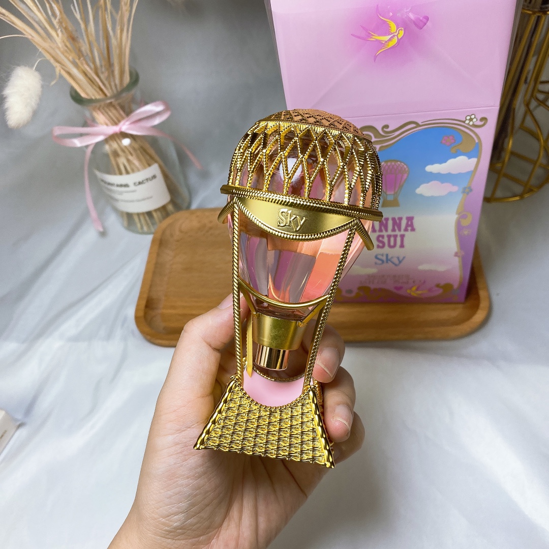 Anna Sui Sky Fantasia Eau de Toilette 75ml - A Whimsical Fragrance 6 i1619332810 1935 4