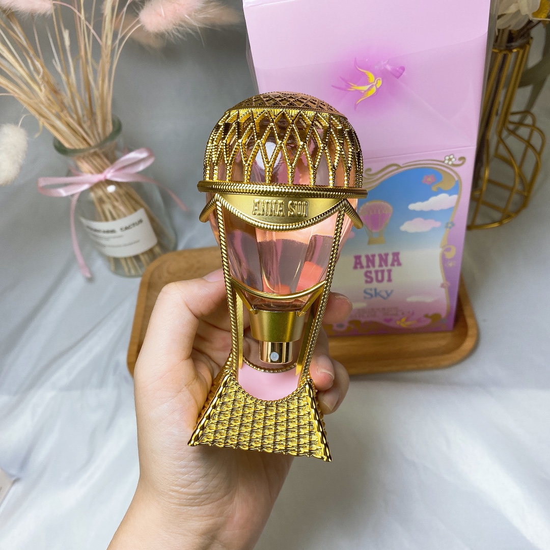 Anna Sui Sky Fantasia Eau de Toilette 75ml - A Whimsical Fragrance 4 i1619332810 3379 2