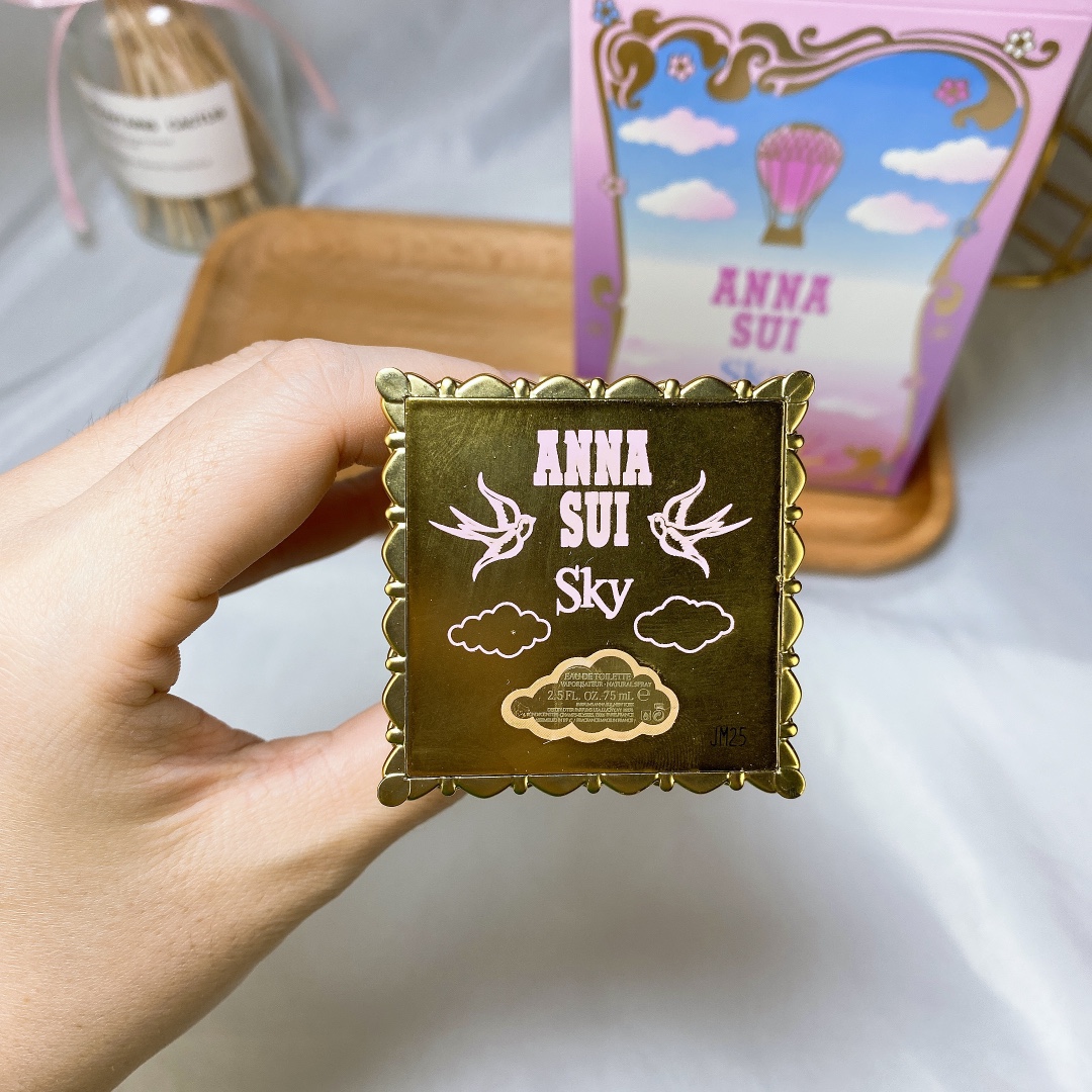 Anna Sui Sky Fantasia Eau de Toilette 75ml - A Whimsical Fragrance 5 i1619332810 4409 3