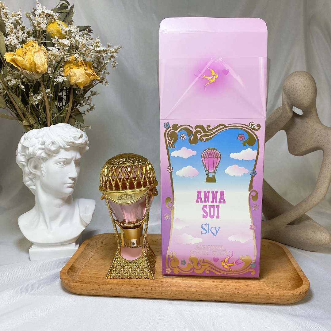 Anna Sui Sky Fantasia Eau de Toilette 75ml - A Whimsical Fragrance 2 i1619332810 906 0