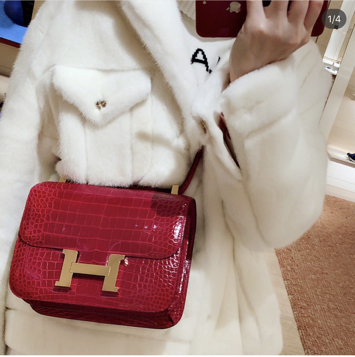 Hermès Red Crocodile Leather Handbag with Gold Hardware, 18cm and 23cm 6 i1619334745 9902 2