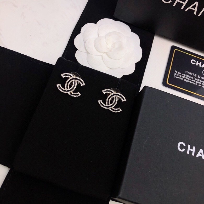 Chanel Haute Joaillerie Fine Jewelry Earrings Necklace Ring Ref.61BED9CF 5