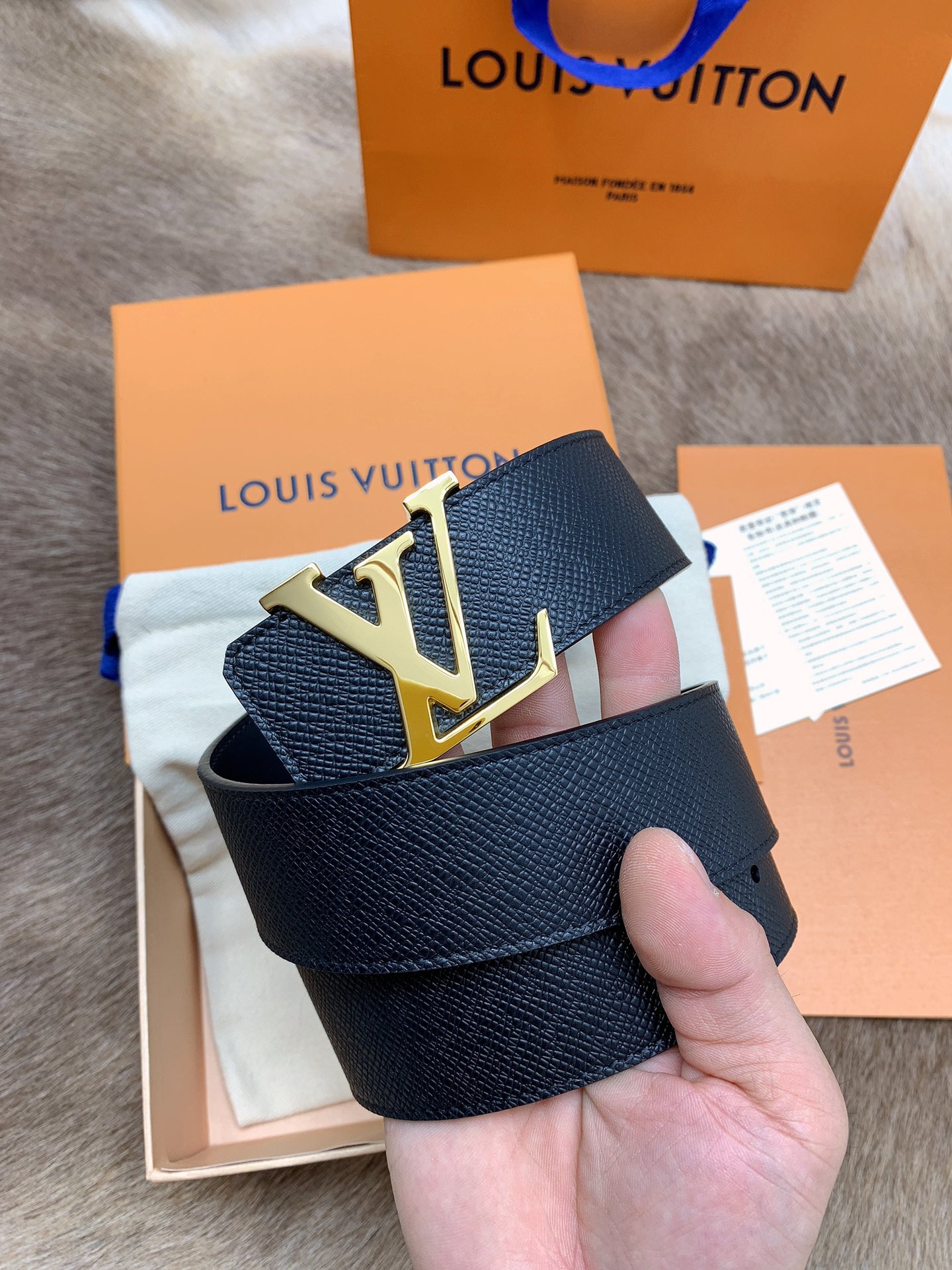 LV4.0cm男士腰带原单品质质感十足款式百搭时尚