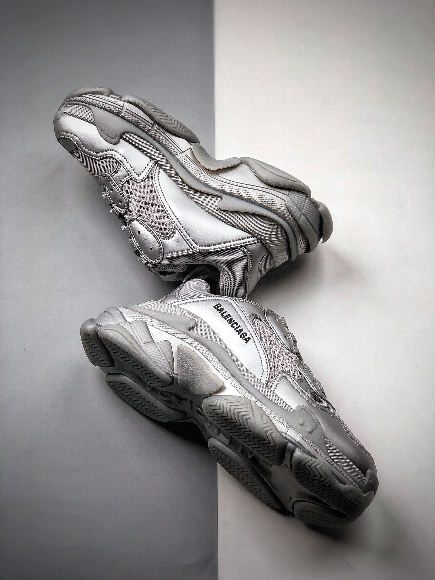 420 Balenciaga Triple S 巴黎世家 19官方发售气垫版本官方纯原版本