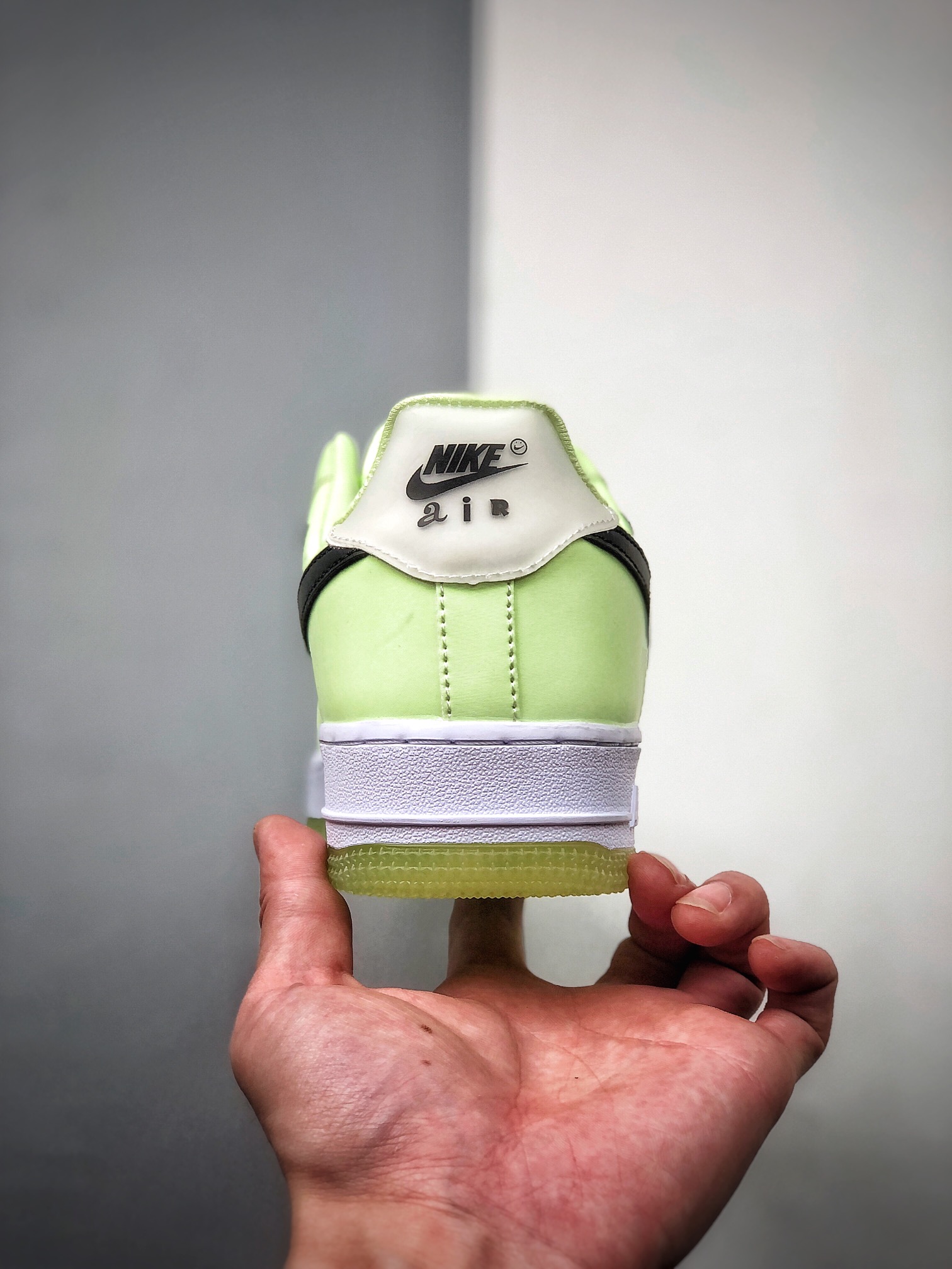 220 NIKE FORCE空军一号运动休闲板鞋   CT3228-701