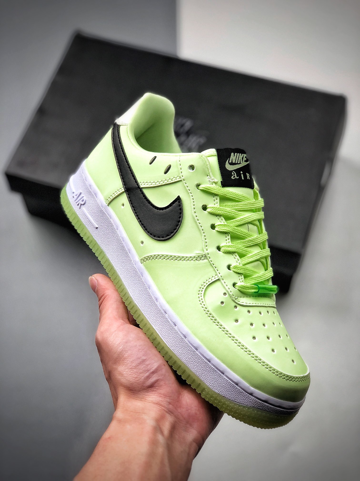 220 NIKE FORCE空军一号运动休闲板鞋   CT3228-701