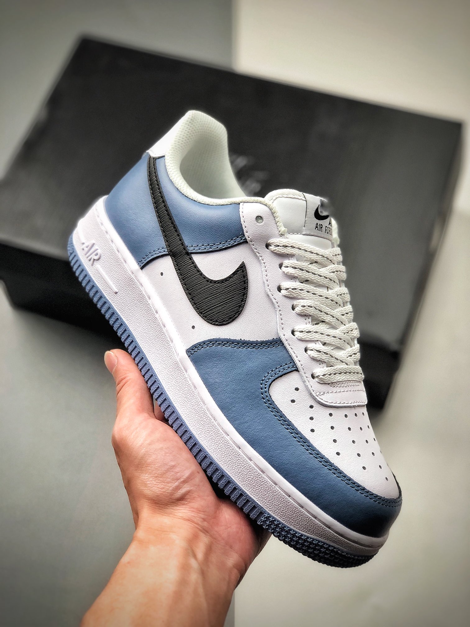 240 NIKE FORCE空军一号运动休闲板鞋   CQ5059-109