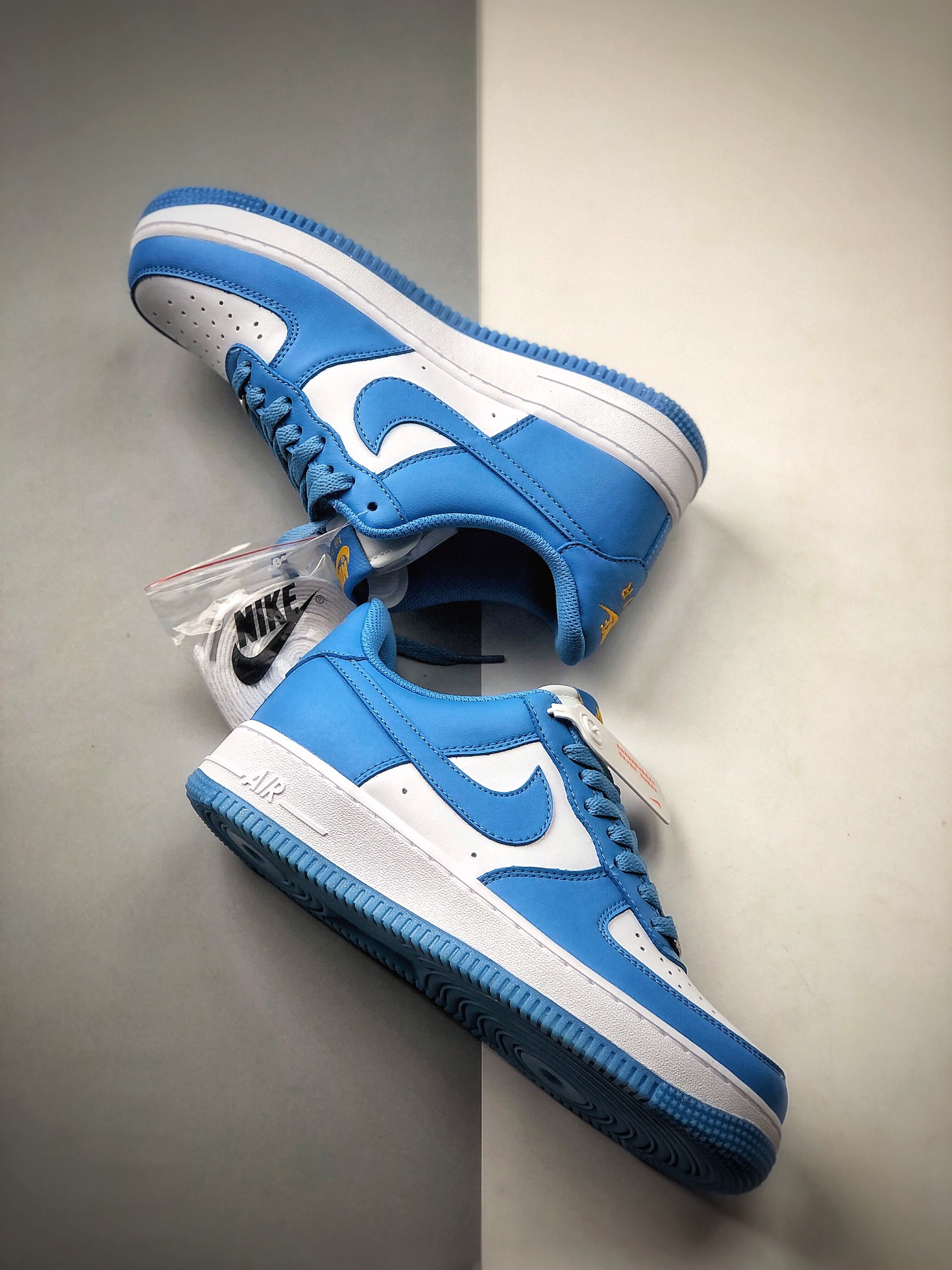 240 NIKE FORCE空军一号运动休闲板鞋   CT1989-441