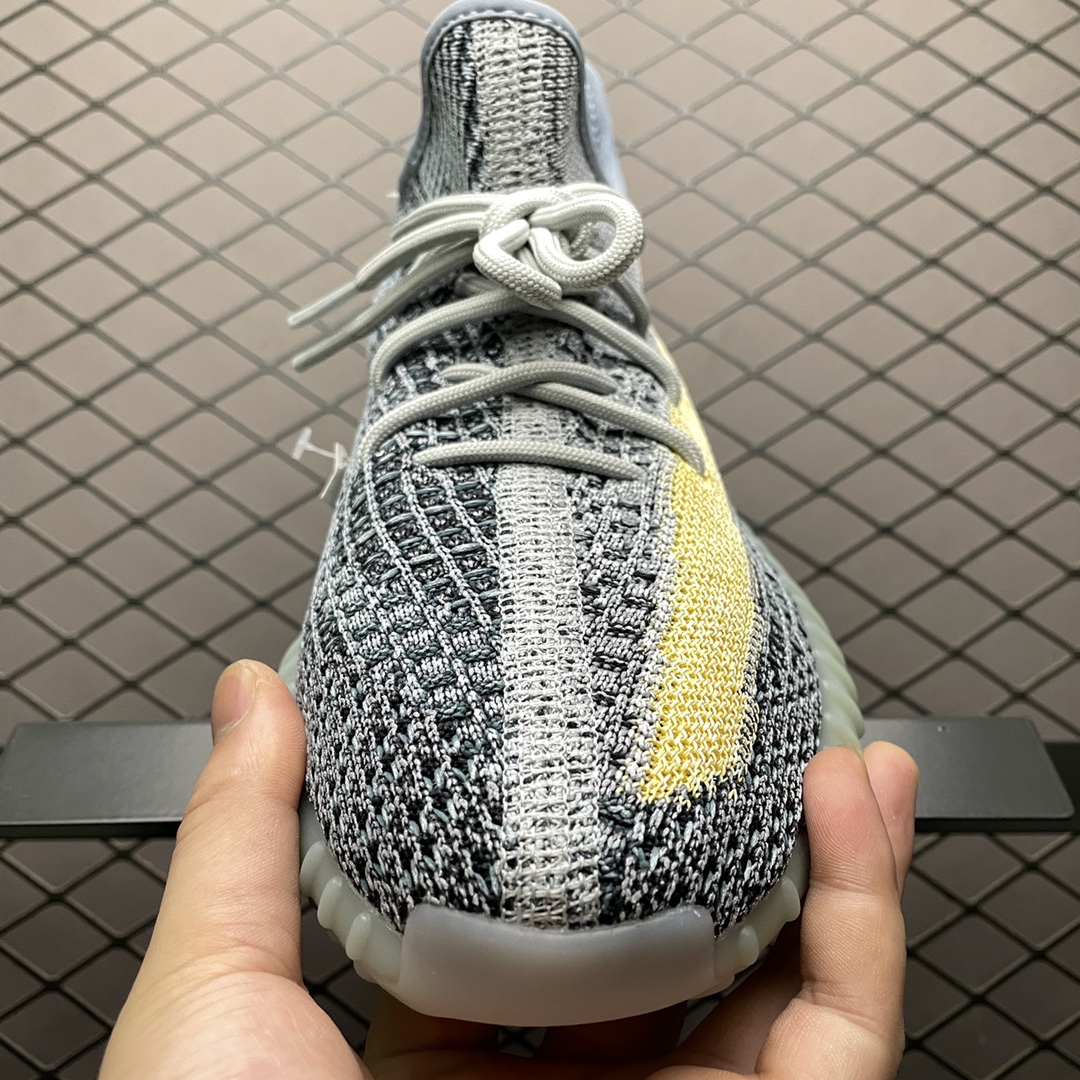 520 纯原版本 AD Yeezy Boost 350V2 侃爷椰子 新配色 ”Yecher” 信风蓝 GY7657