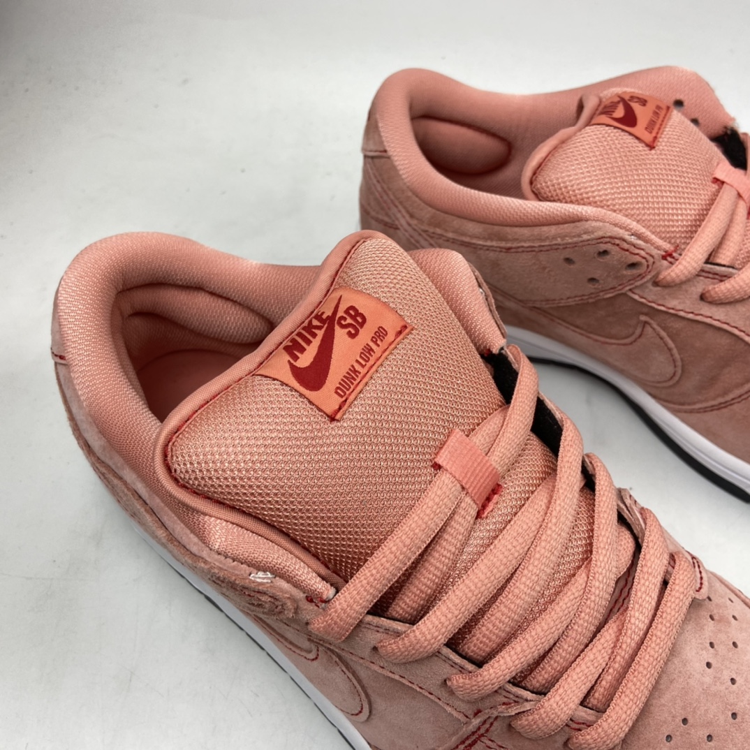 P280 Nike SB Dunk Low“PiNike”麂皮粉三文鱼 粉白绒面扣碎篮板时尚休闲板鞋 CV1655-600