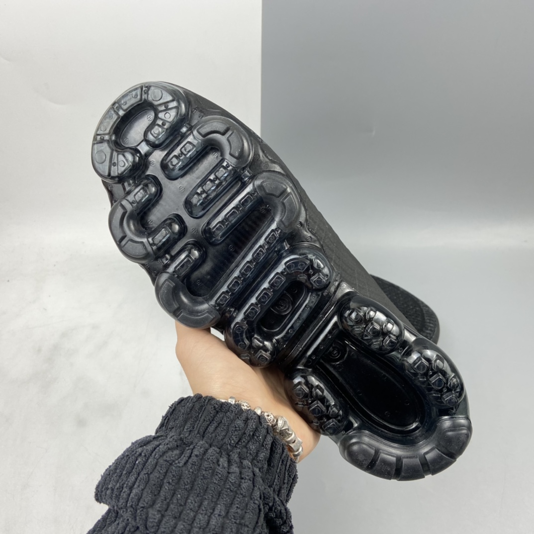P180 Nike Air Vapormax Flyknit 2.0 2018二代大气垫 弹性针织鞋面 942842-100