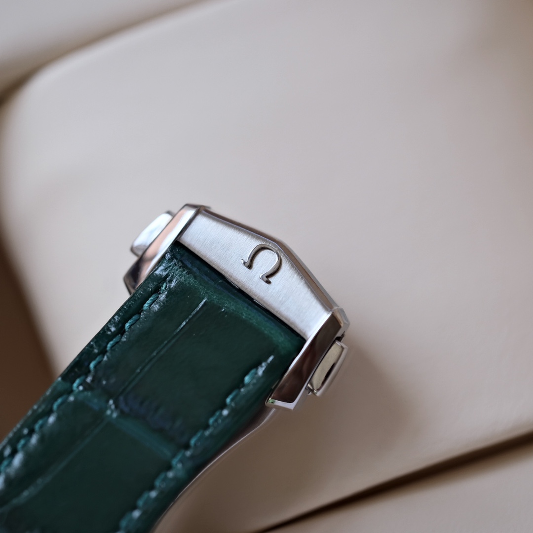 Omega 海马系列 机械表包,手表 8