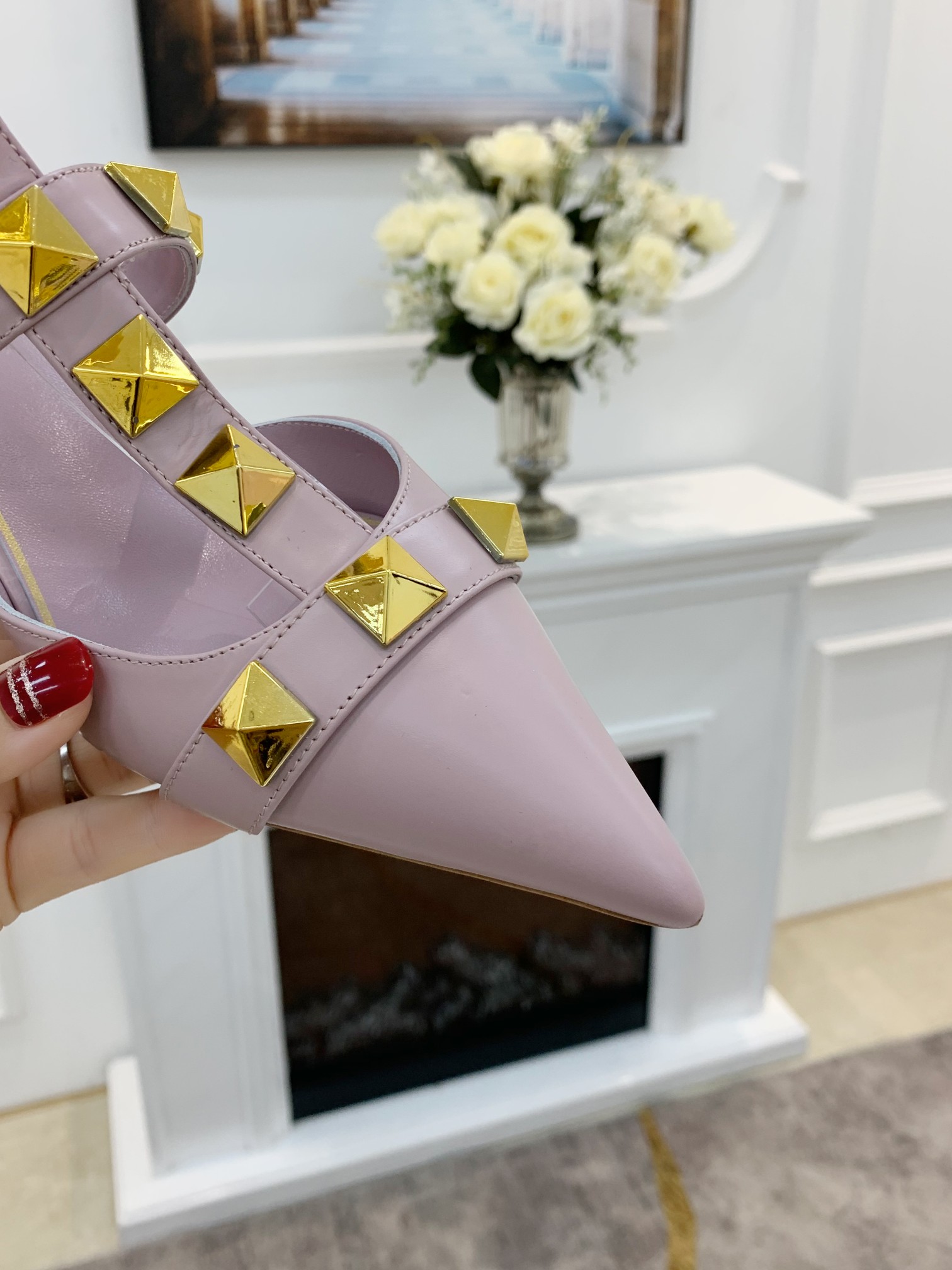 Valentino Valentino primavera y verano nuevos zapatos remachados en el nuevo ------- ¡------- último