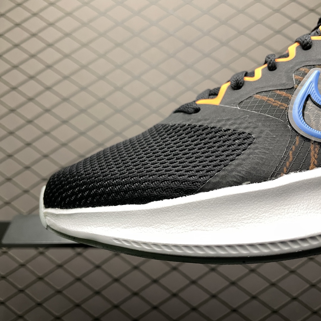 180 Nike Downshifter 11 网面超轻透气跑步鞋 CW3411-001