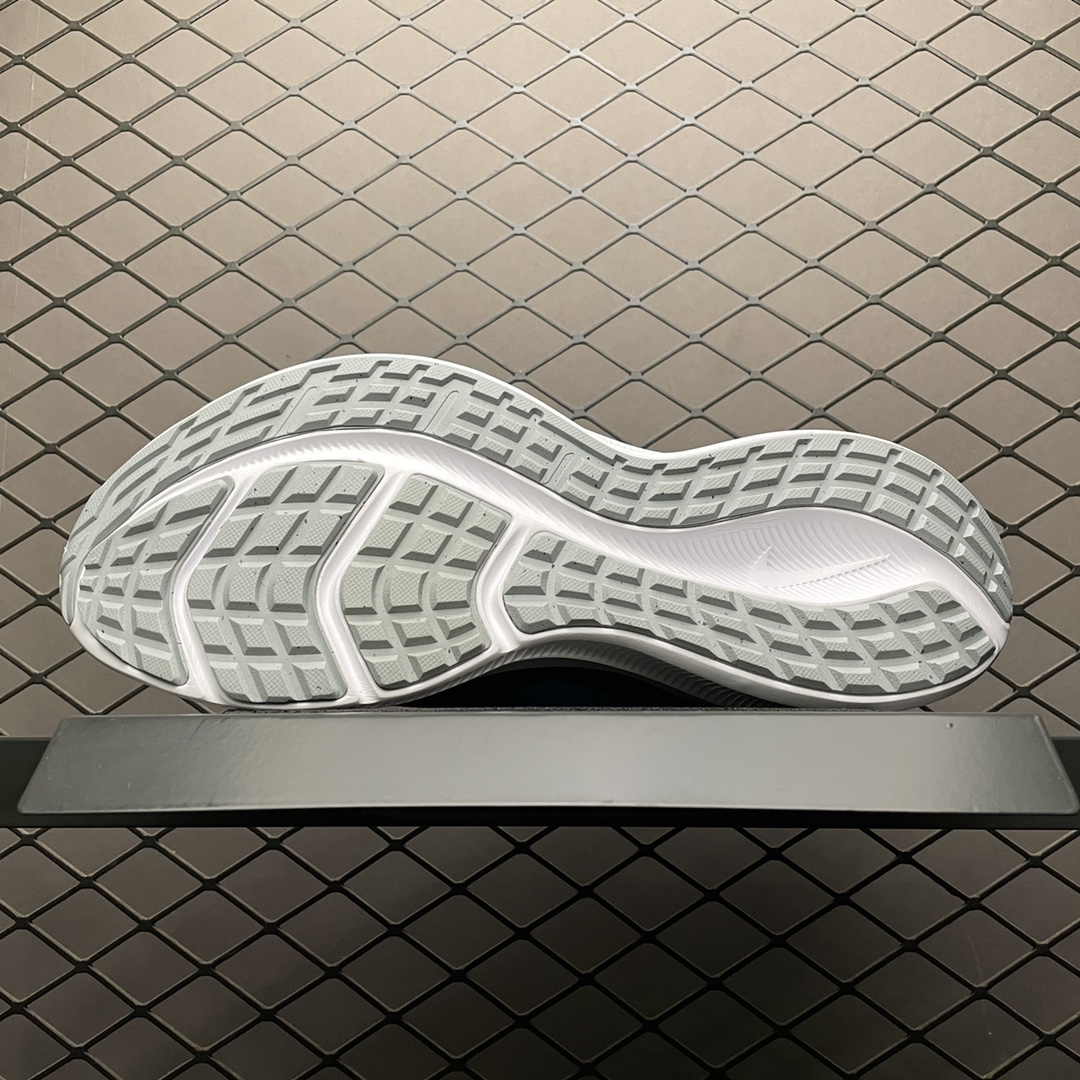 180 Nike Downshifter 11 网面超轻透气跑步鞋 CW3411-001