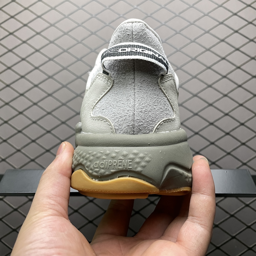 180 AD 阿迪 Ozweego Celox M 水管2.0  复古休闲运动鞋GZ7222