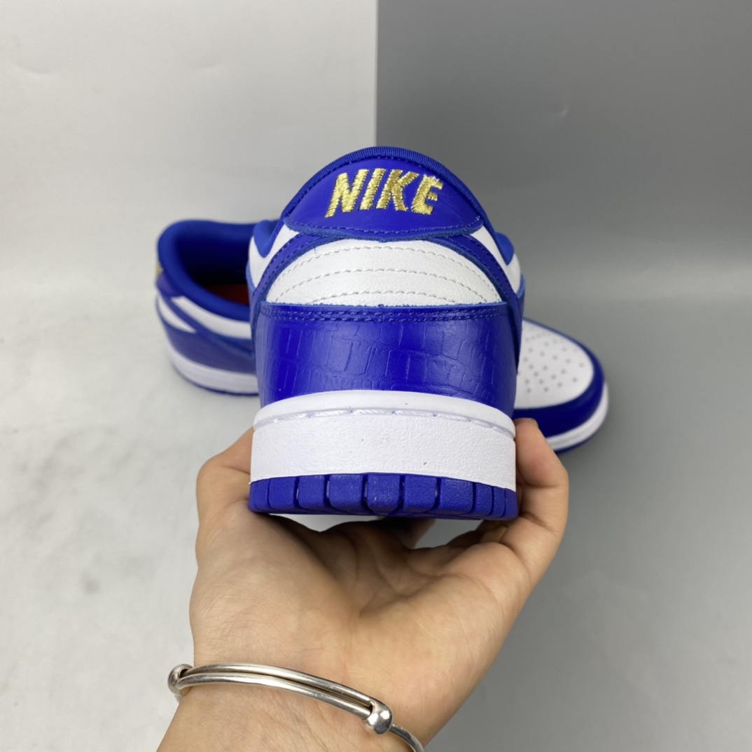 P320 Supreme x Nike SB Dunk Low 联名款休闲运动滑板鞋 DH3228-100
