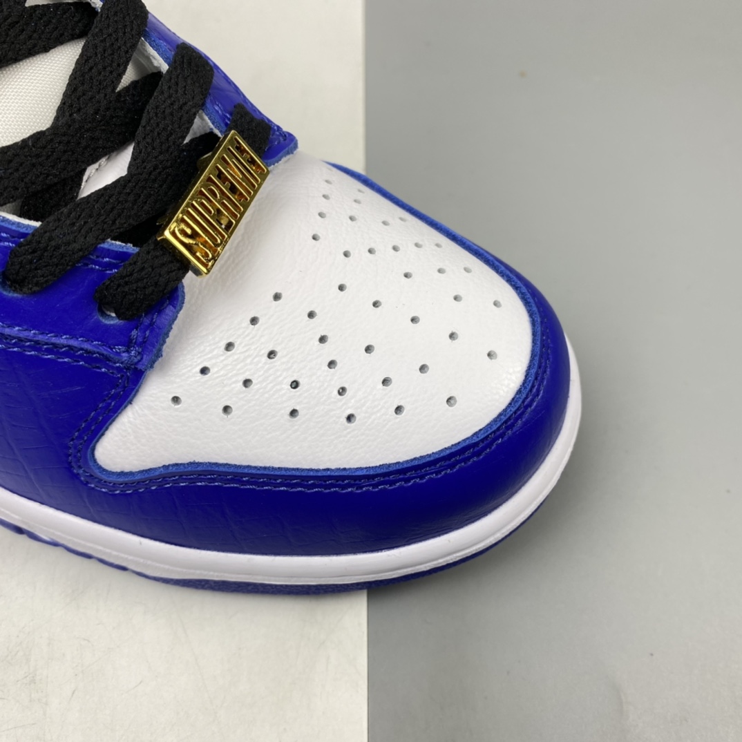 P320 Supreme x Nike SB Dunk Low 联名款休闲运动滑板鞋 DH3228-100