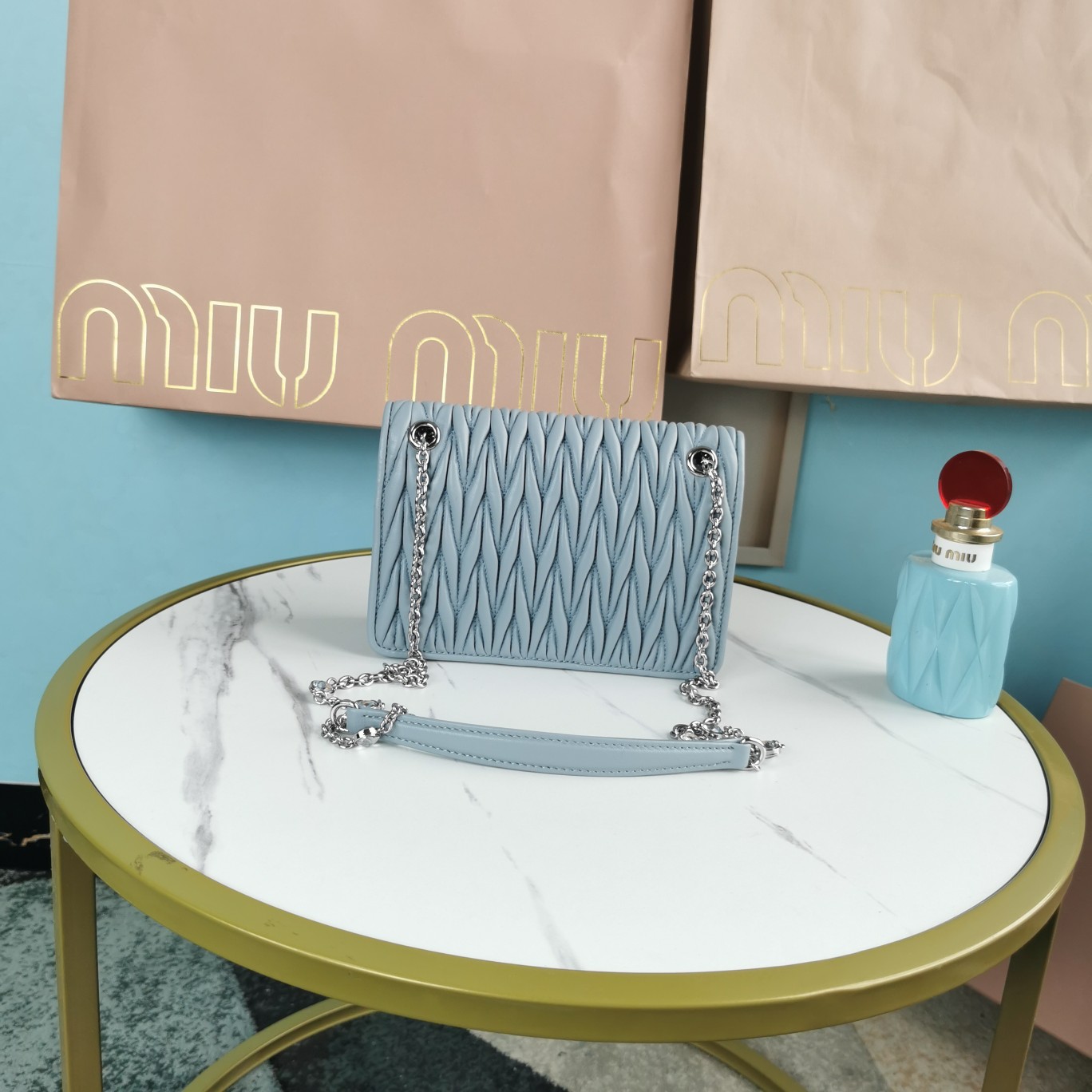 MIUMIU缪缪Matelasse皱褶纹图案顶级进口小羊皮手袋5BP065