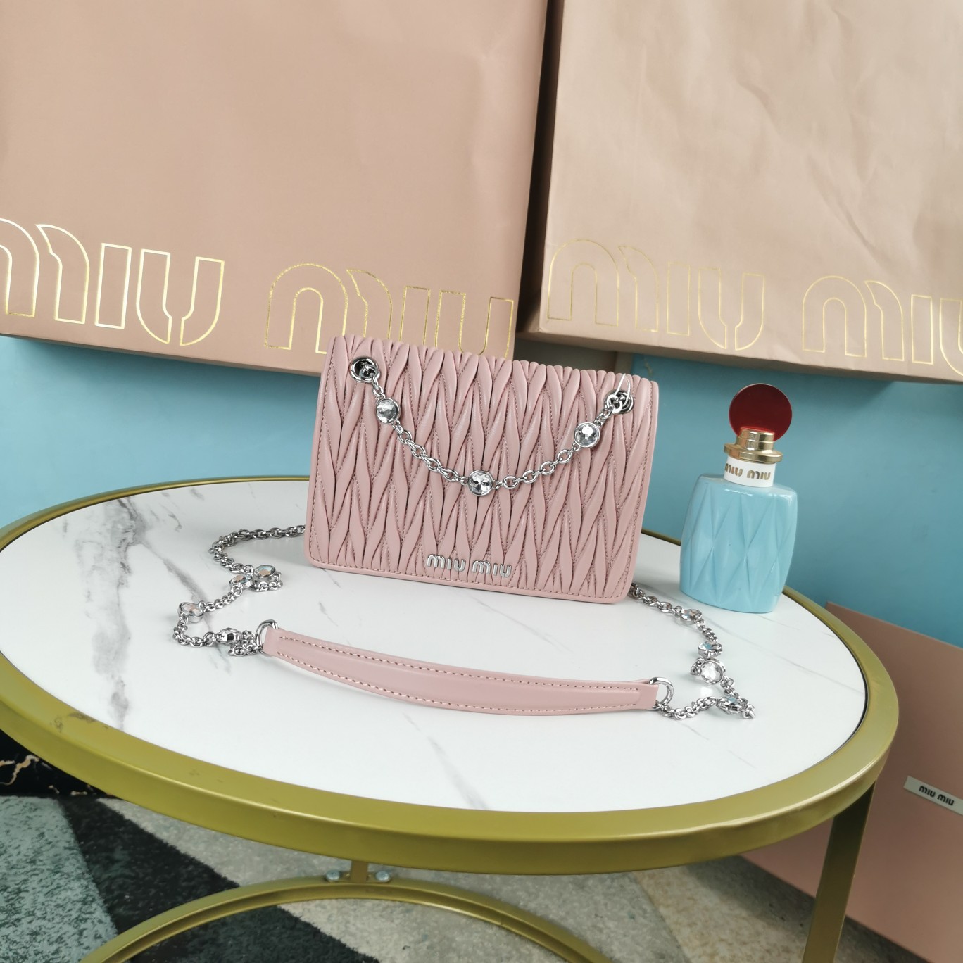 MIUMIU缪缪Matelasse皱褶纹图案顶级进口小羊皮手袋5BP065