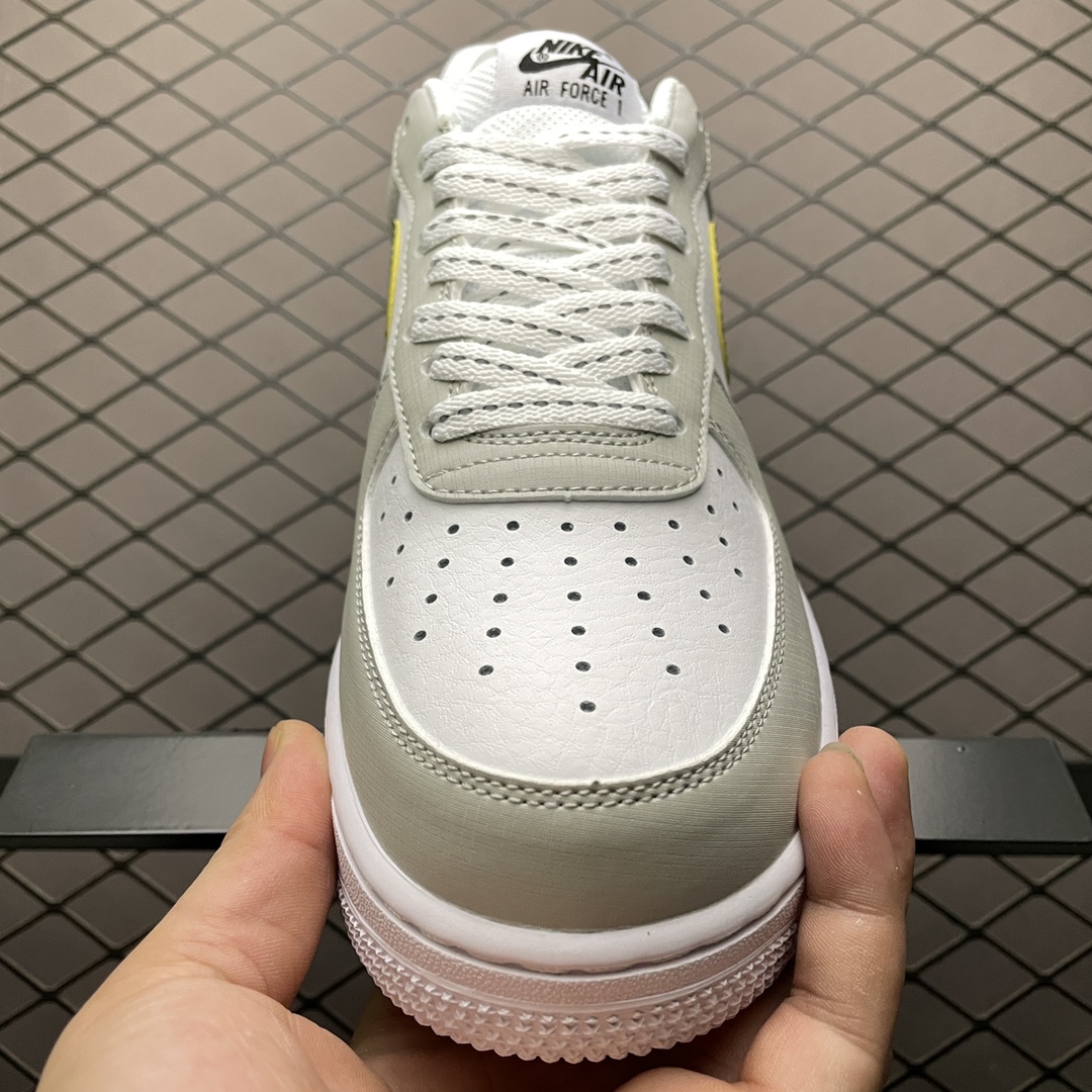 240 NK Air Force 1 空军一号低帮运动休闲板鞋 DC9029-100