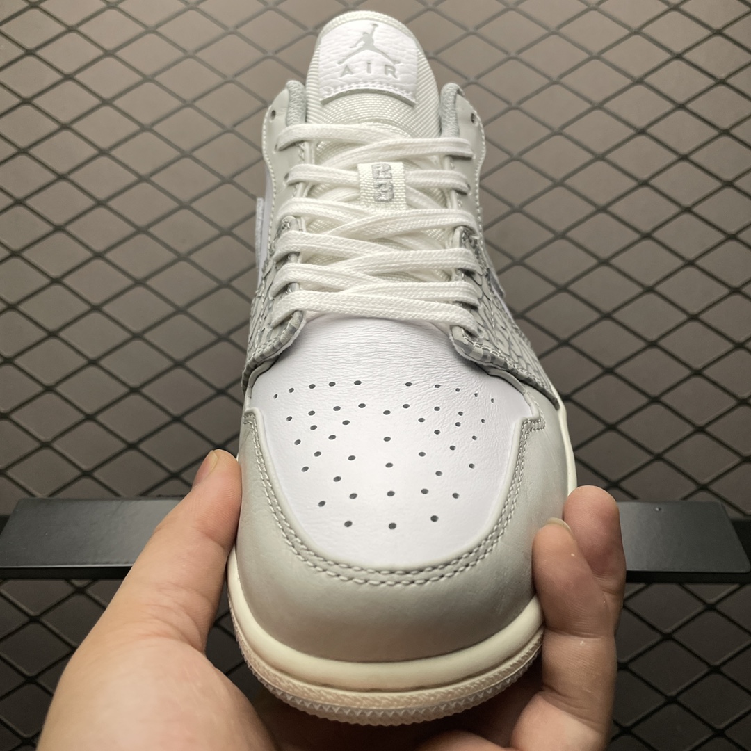 240 Air Jordan 1 Low AJ1乔1低帮文化篮球鞋 DH4269-100