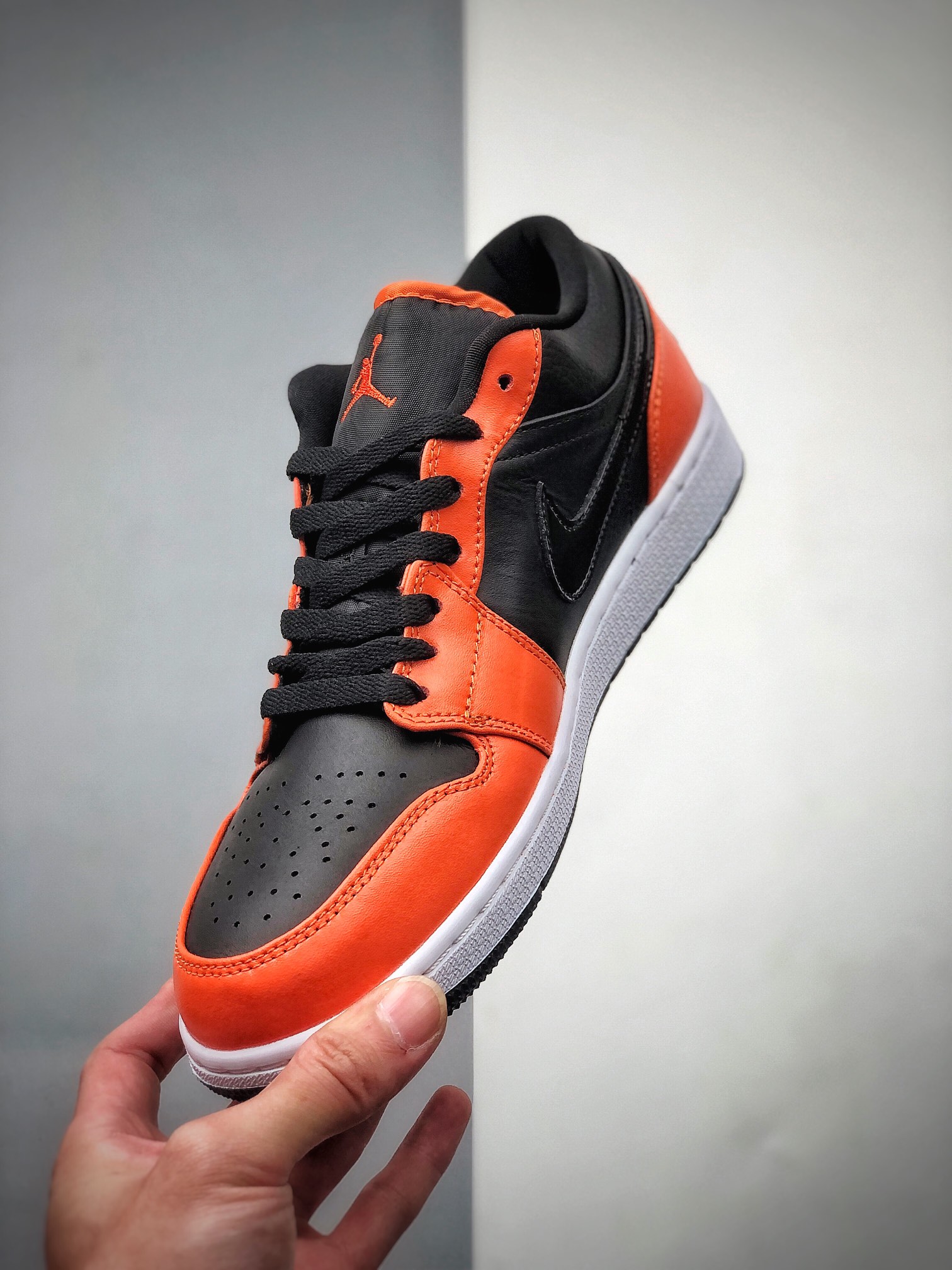 200  Air Jordan 1 Retro  Low Se 低帮 黑扣碎 AJ1 乔丹1代 aj1 乔1  CK3022-008