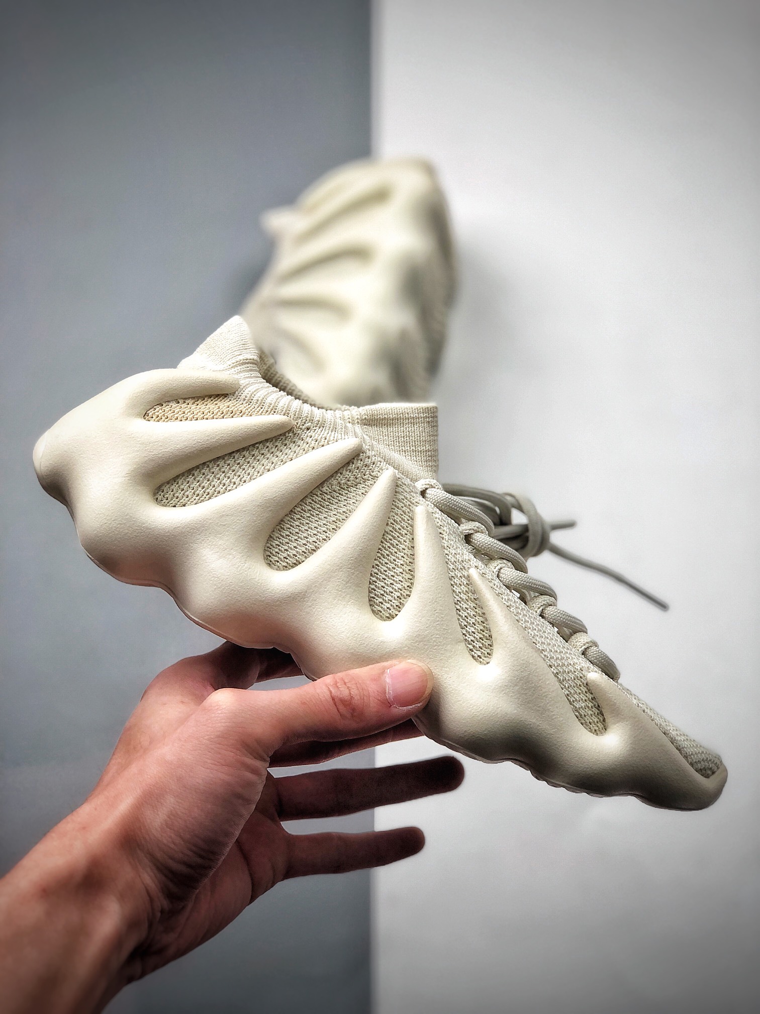 240  Adidas Yeezy 450 Cloud White 灰白双层面版本 H68038