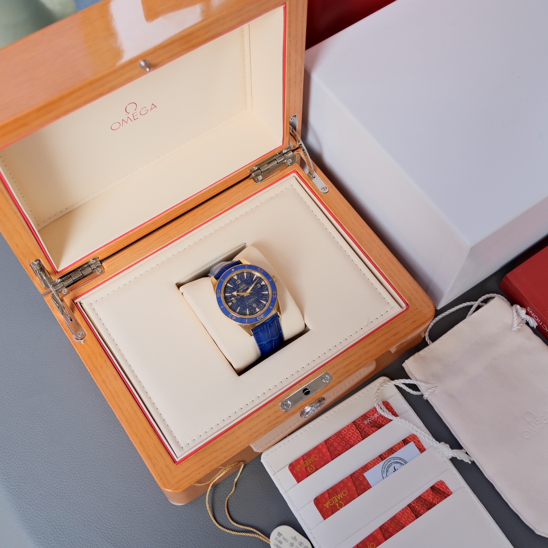 Omega 海马系列 机械表包,手表 8